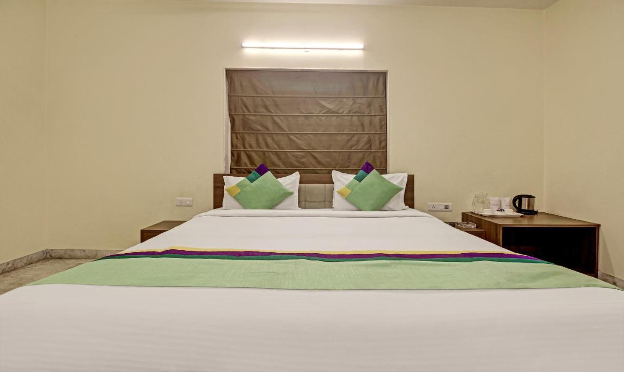 Hotel Treebo Sreemaa Newtown Panchuria Exterior foto