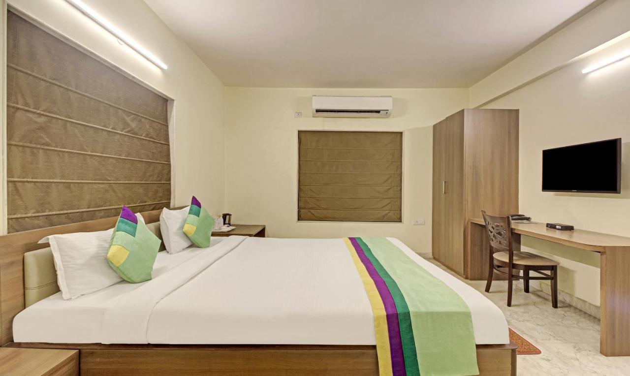 Hotel Treebo Sreemaa Newtown Panchuria Exterior foto