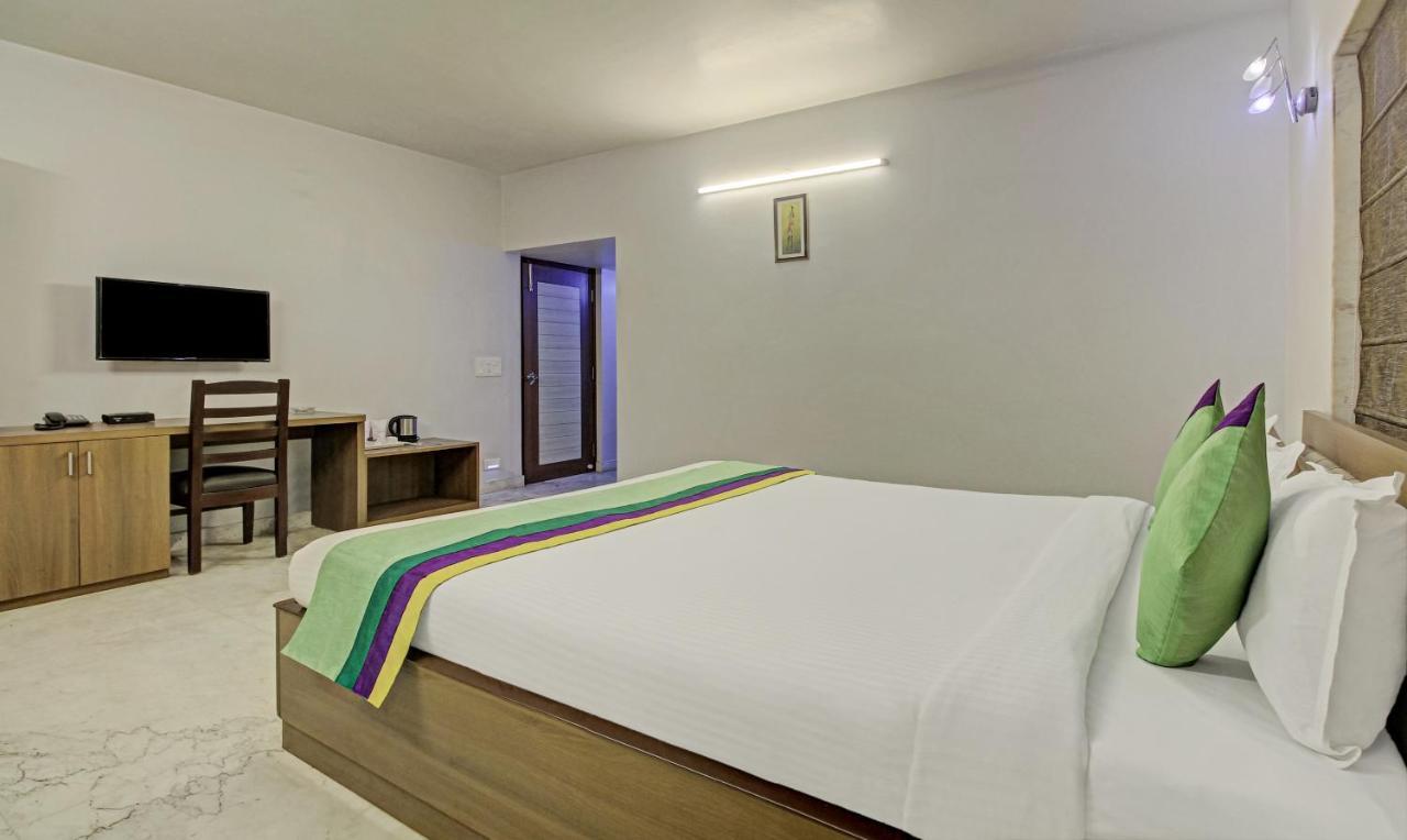 Hotel Treebo Sreemaa Newtown Panchuria Exterior foto